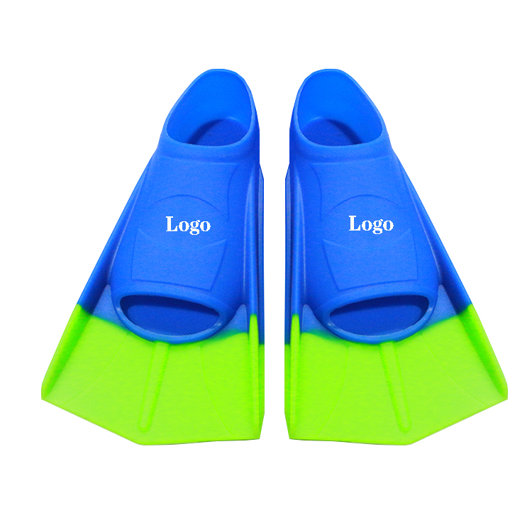 زعانف سباحة قصيرة من السيليكون - مراجعة Swim Fin Short Blade وسعره