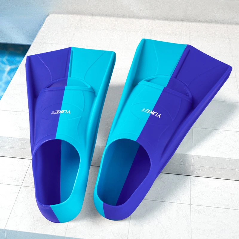 السباحة التدريب زعانف سيليكون  - مراجعة Swim Fin Short Blade وسعره