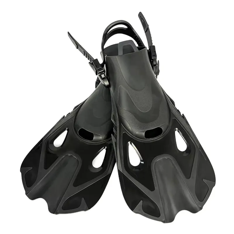 زعانف سباحة خفيفة الوزن قصيرة  - مراجعة Swim Fin Short Blade وسعره